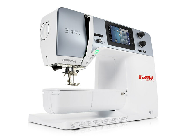 Bernina 480 fra siden