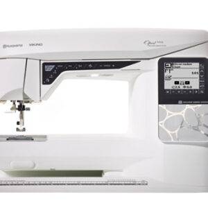 Husqvarna Viking Opal 690 Q