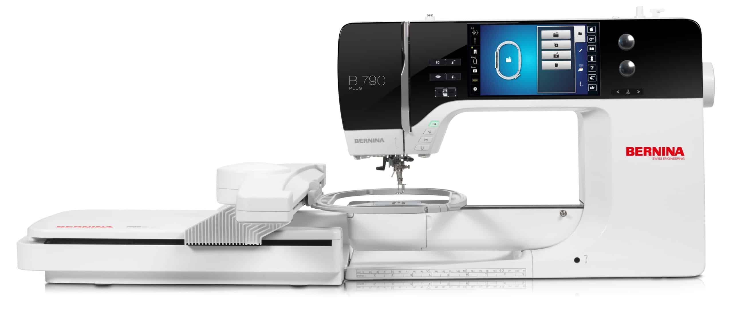 bernina 790 plus med broderienhed set forfra